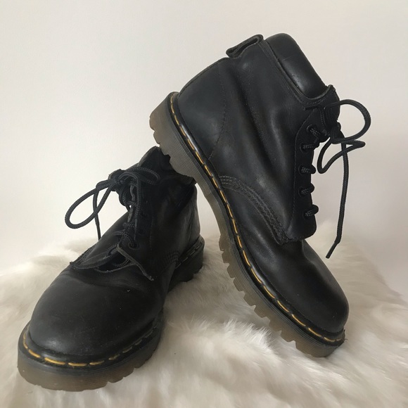 dr martens original boots